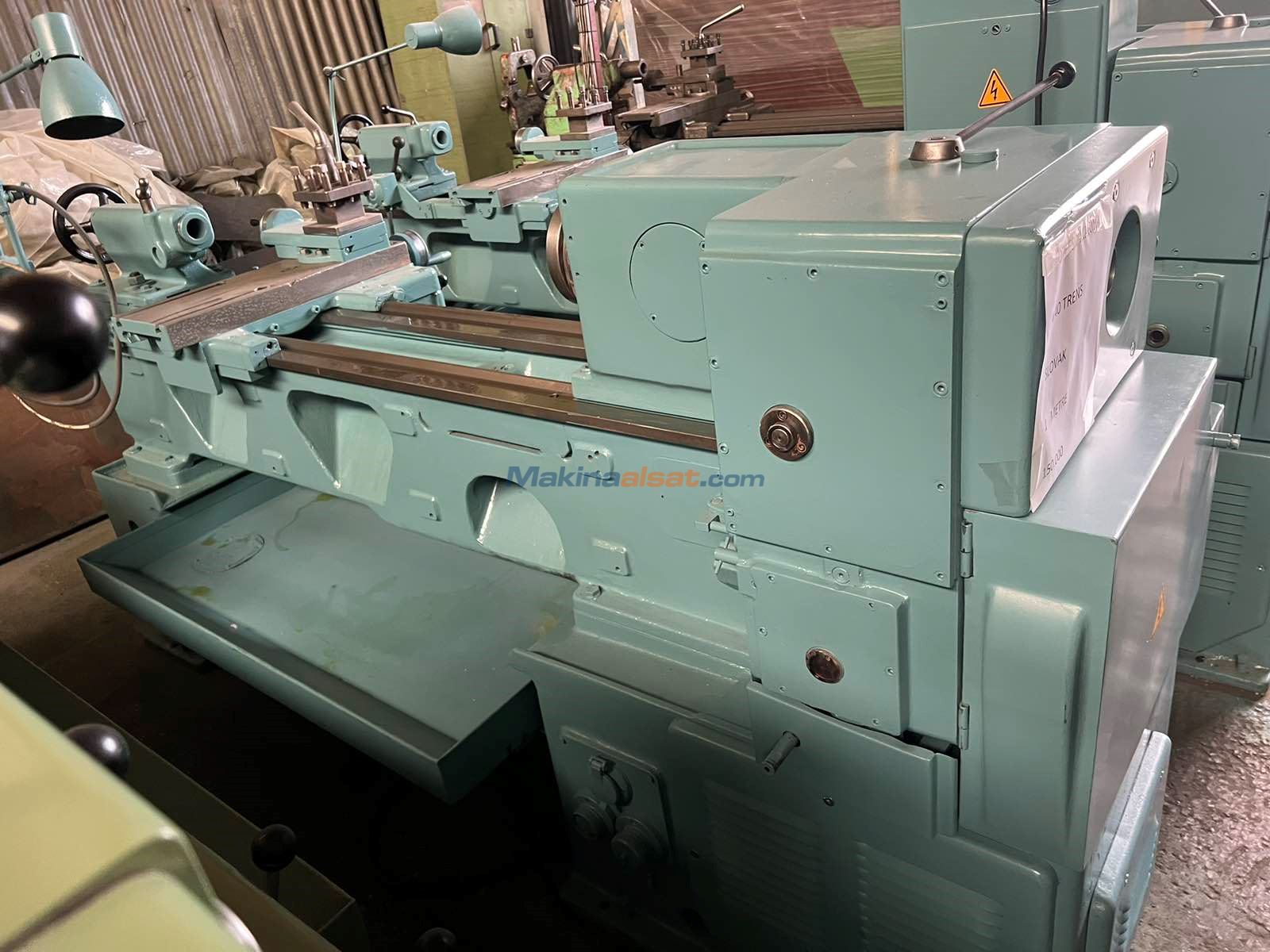 Satılık ikinci el SN 40 Çekoslovak 1 Metre Torna Universal Torna makinesi