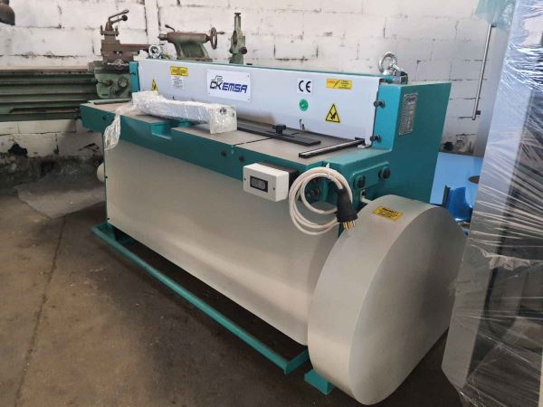 1320 x 2,5 Motorlu Giyotin Makas
