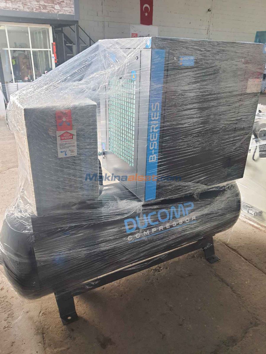 500 Litre 11 kW Kurutuculu Filtre Dahil Vidalı Kompresör