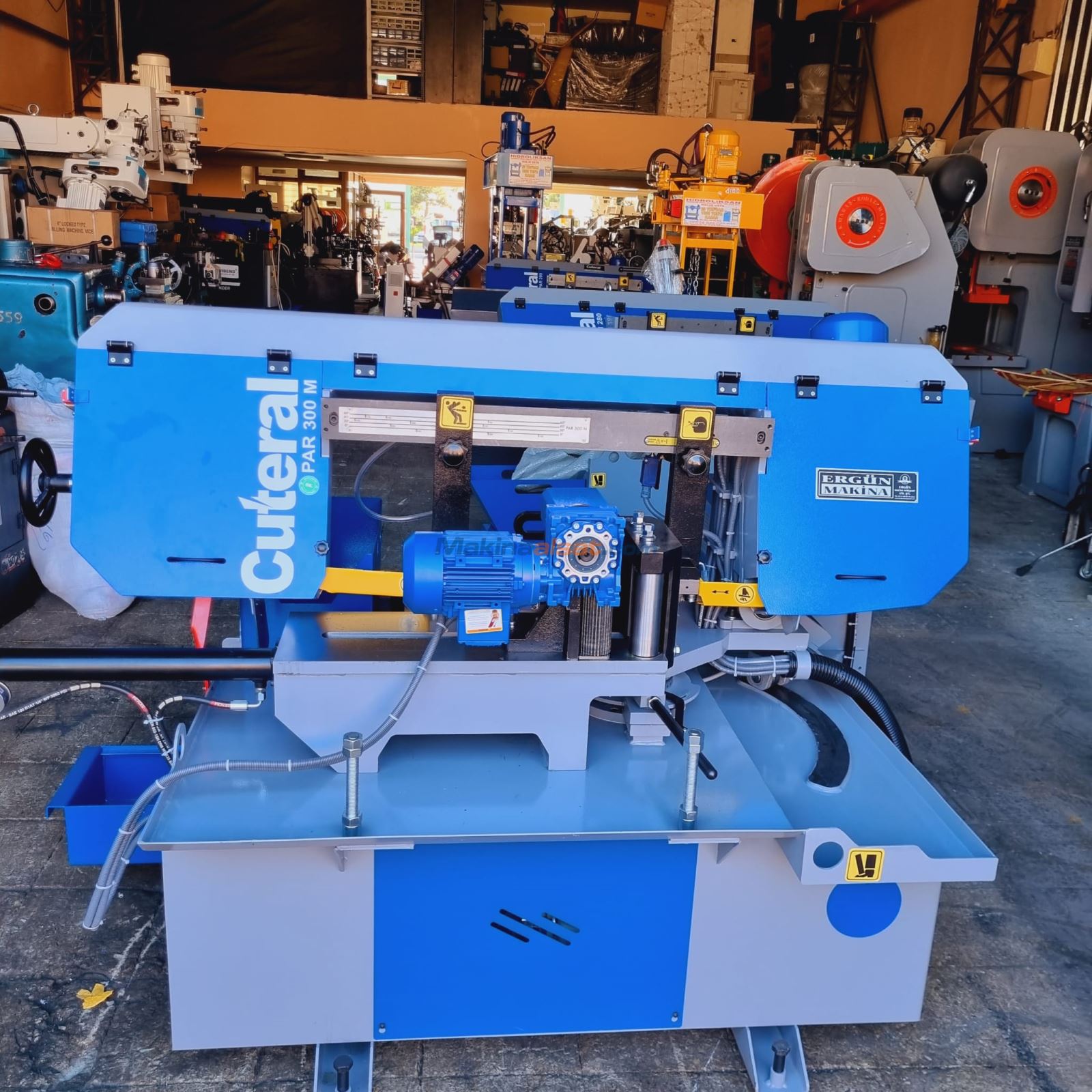 CUTERAL PAR 300 M TAM OTOMATİK ŞERİT TESTERE