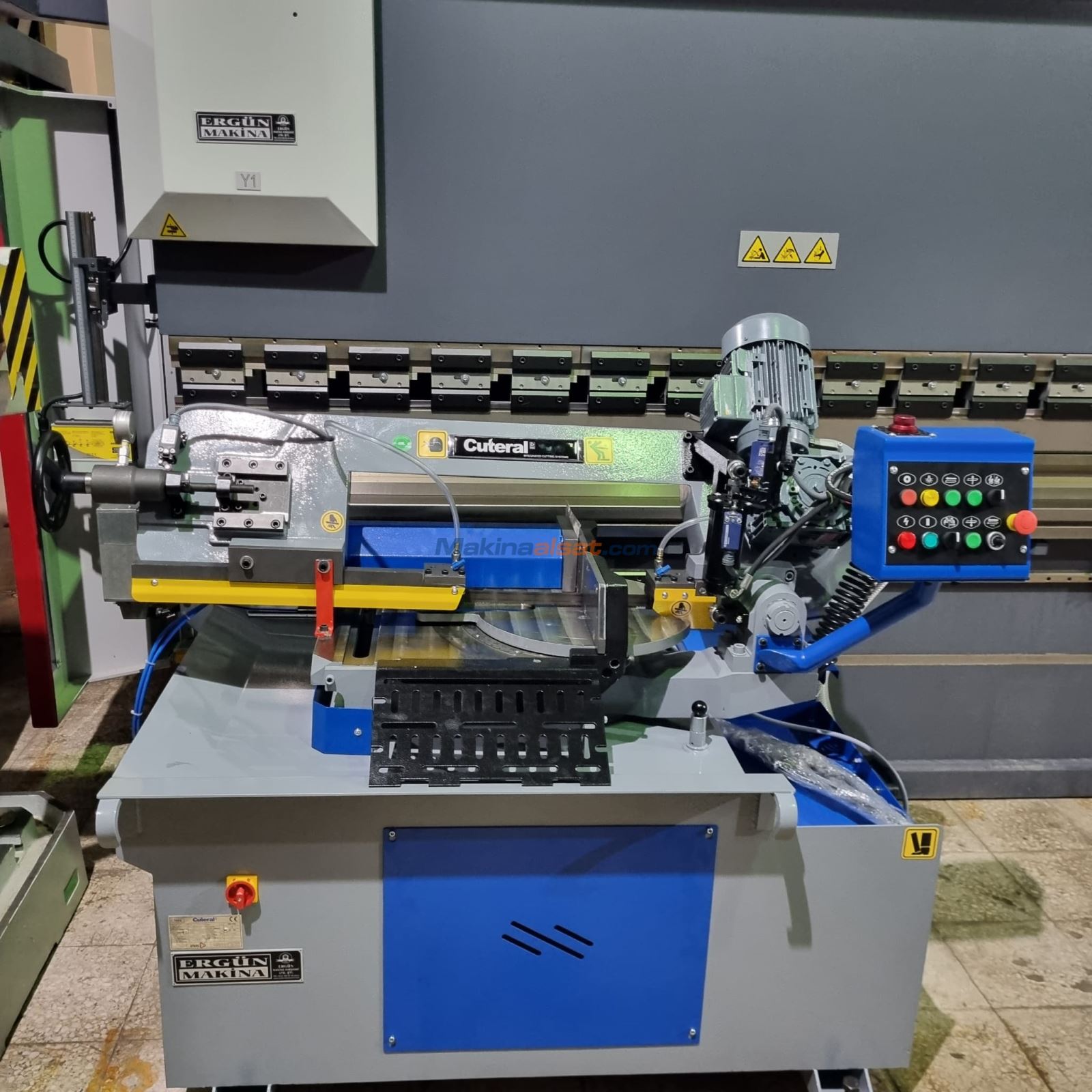 CUTERAL PSM 220 - 330 DM YARI OTOMATİK ÇİFT YÖN AÇILI ŞERİT TESTERE