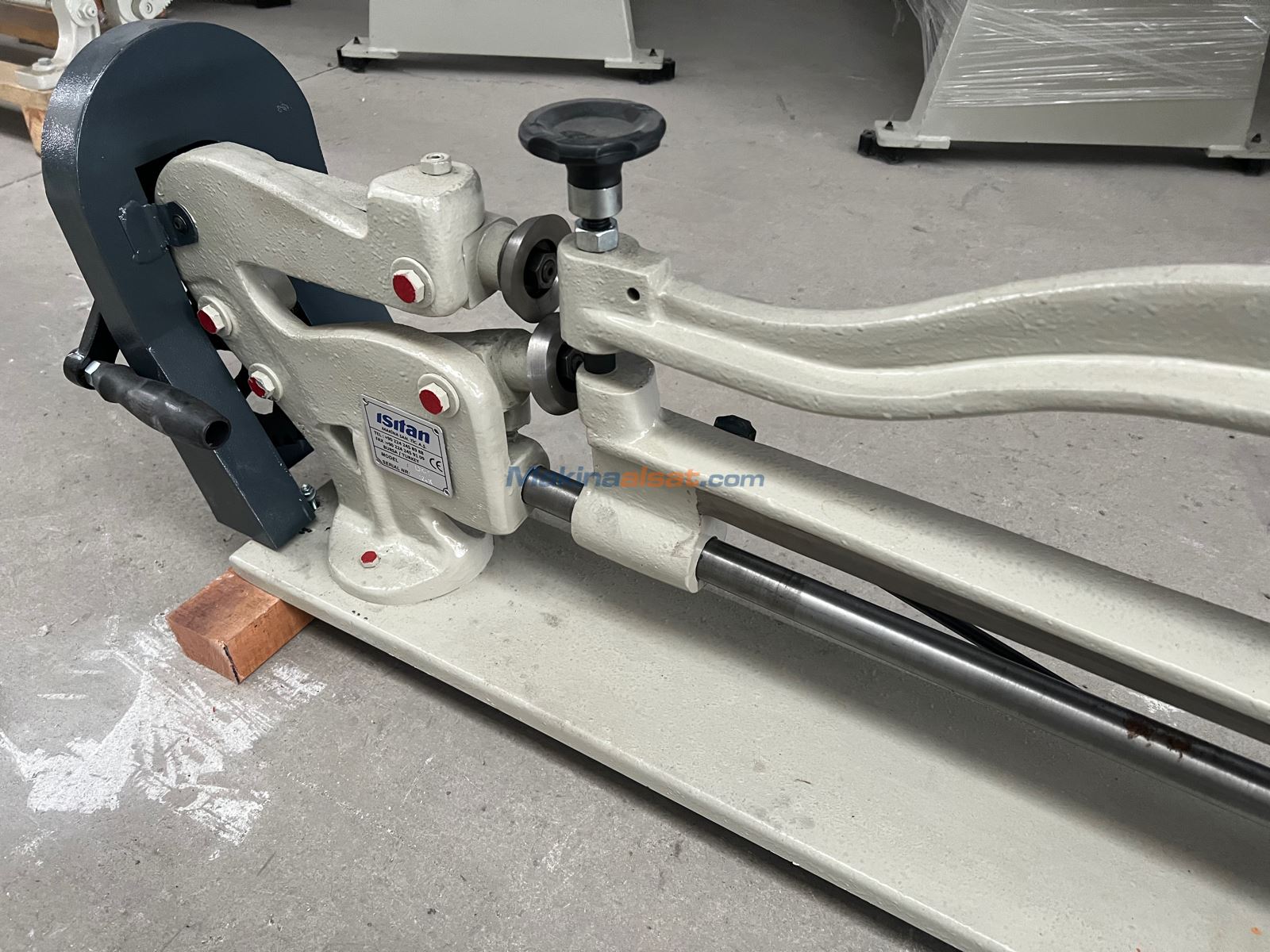 ISITAN IDK-1 DAİRE KESME MAKASI