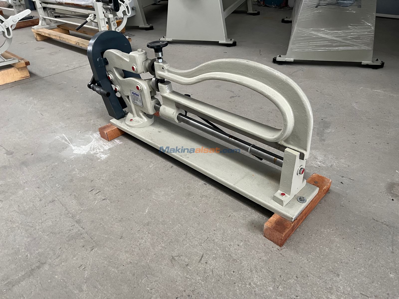 ISITAN IDK-1 DAİRE KESME MAKASI