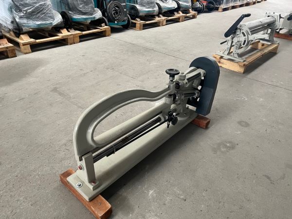 ISITAN IDK-1 DAİRE KESME MAKASI