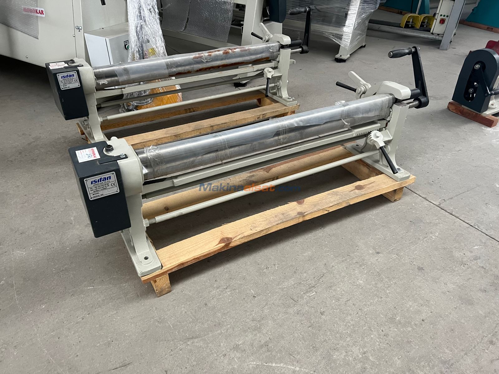 ISITAN R 1050x46 MANUEL SİLİNDİR SAÇ KIVIRMA BÜKME