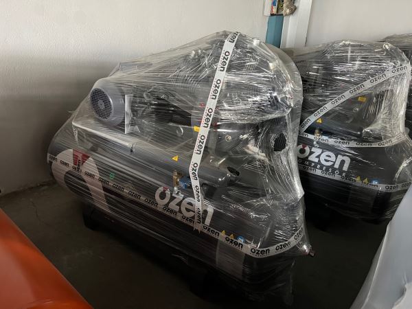 ÖZEN TK-500/3x90 7.5 HP PİSTONLU KOMPRESÖR