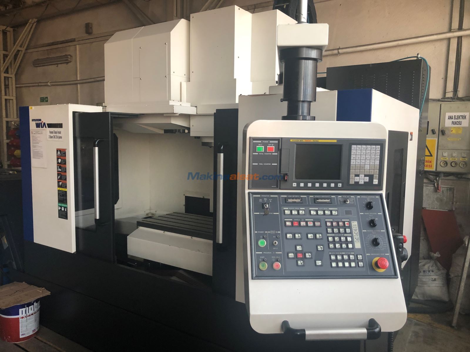 HYUNDAI WIA F500 CNC DİK İŞLEME