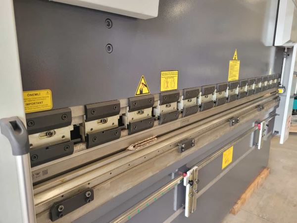 UMS COMFORT 135 x 3100 CNC ABKANT
