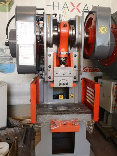STOKTAN TESLİM  35 - 60 - 90 - 130 - 160 - 200 - 250 TON HAVA KAVRAMALI EKSANTRİK PRESLER