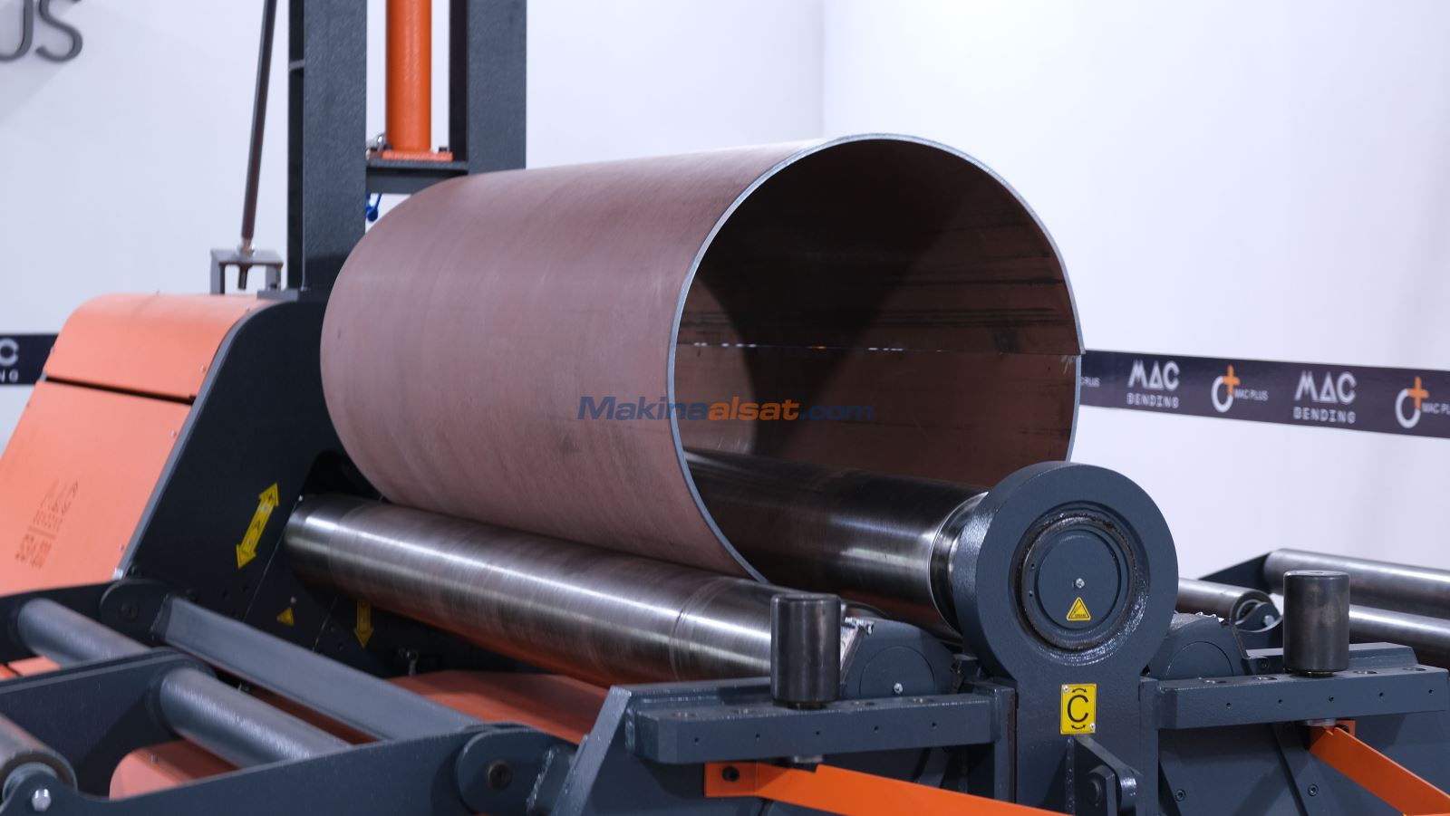 MAC BENDİNG SBM 200 X 2100 / 8 -10mm NC HİDROLİK SİLİNDİR BÜKME