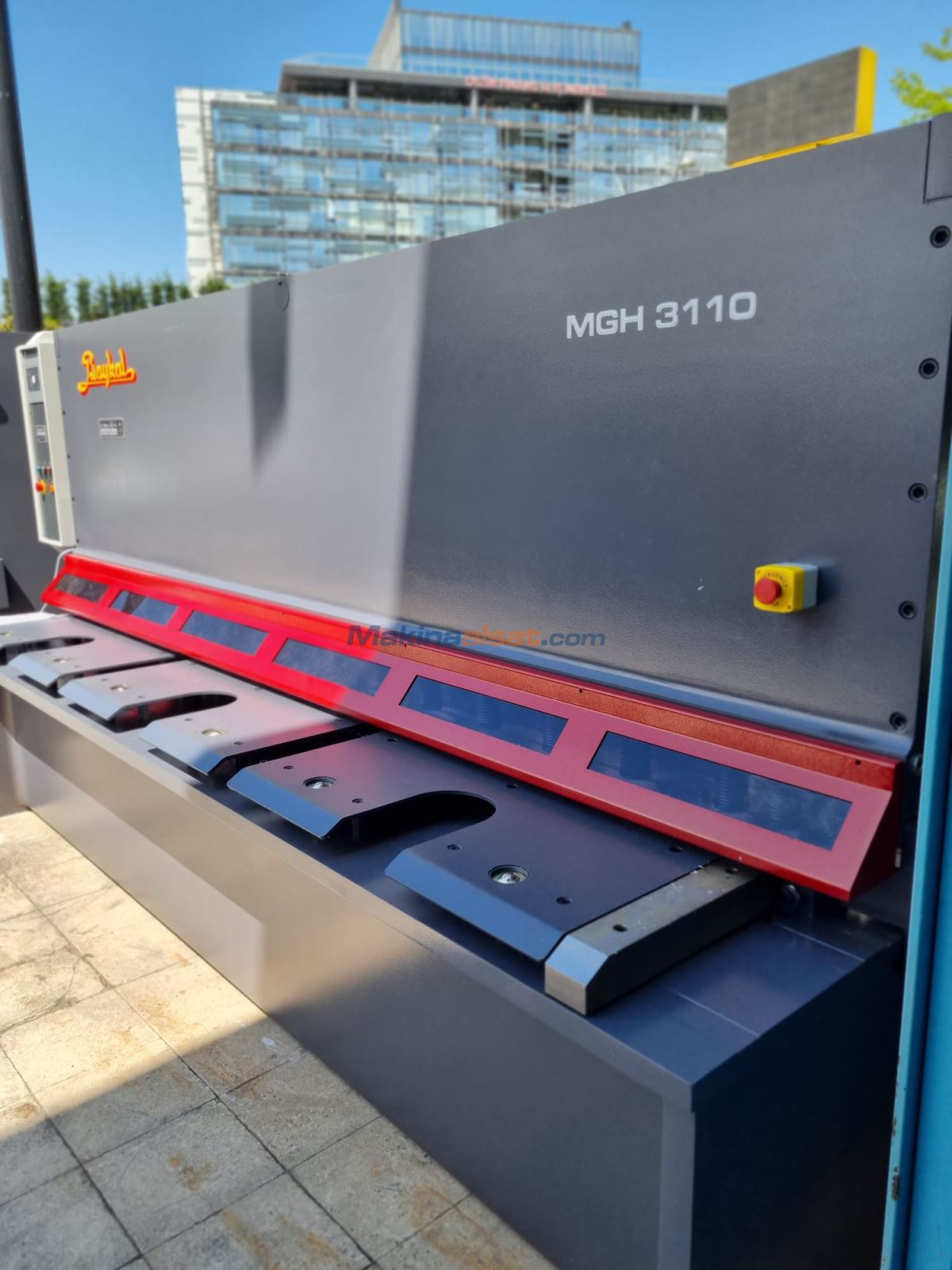 BAYKAL MGH 3110 HİDROLİK GİYOTİN MAKAS