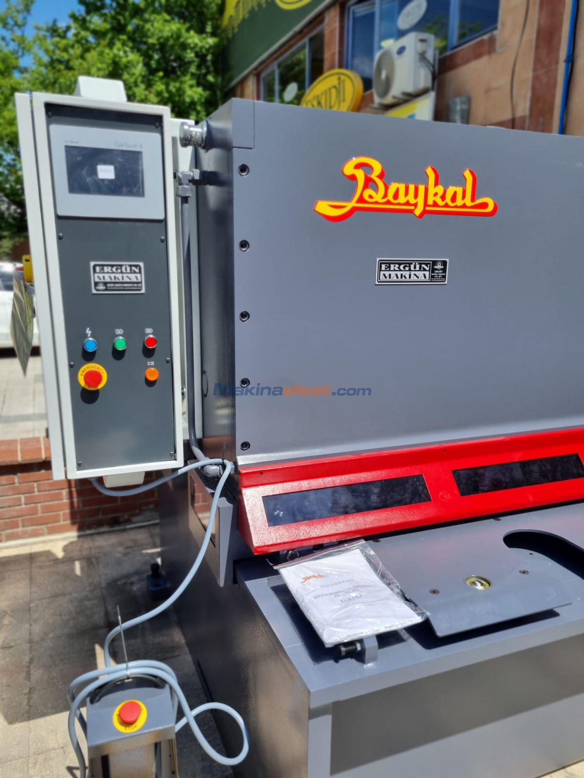 BAYKAL MGH 3110 HİDROLİK GİYOTİN MAKAS