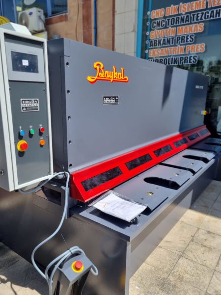 BAYKAL MGH 3110 HİDROLİK GİYOTİN MAKAS