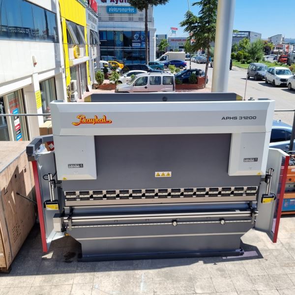 BAYKAL APHS 31200 CNC HİDROLİK ABKANT PRES