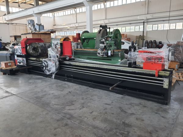 Stokta Ø 800 x 5000 mm Universal Torna