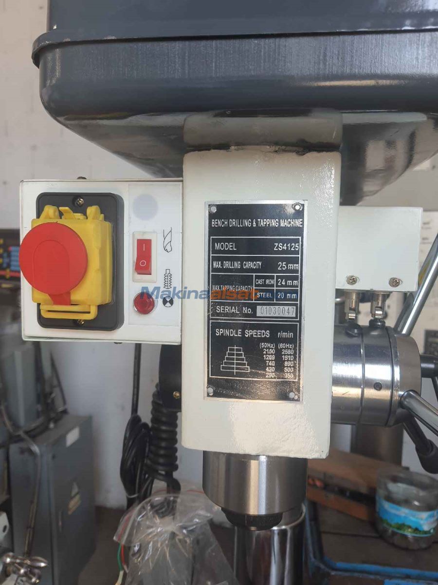 25 mm Delme Kapasiteli  Kılavuz Çekme Özellikli Masa Üstü Matkap