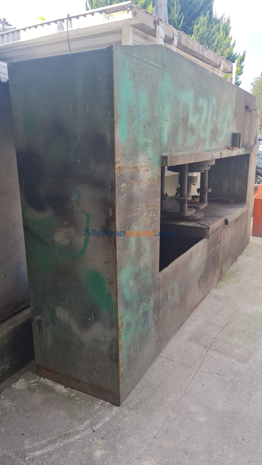 200 TON ÖZEL YAPIM HİDROLİK PRES