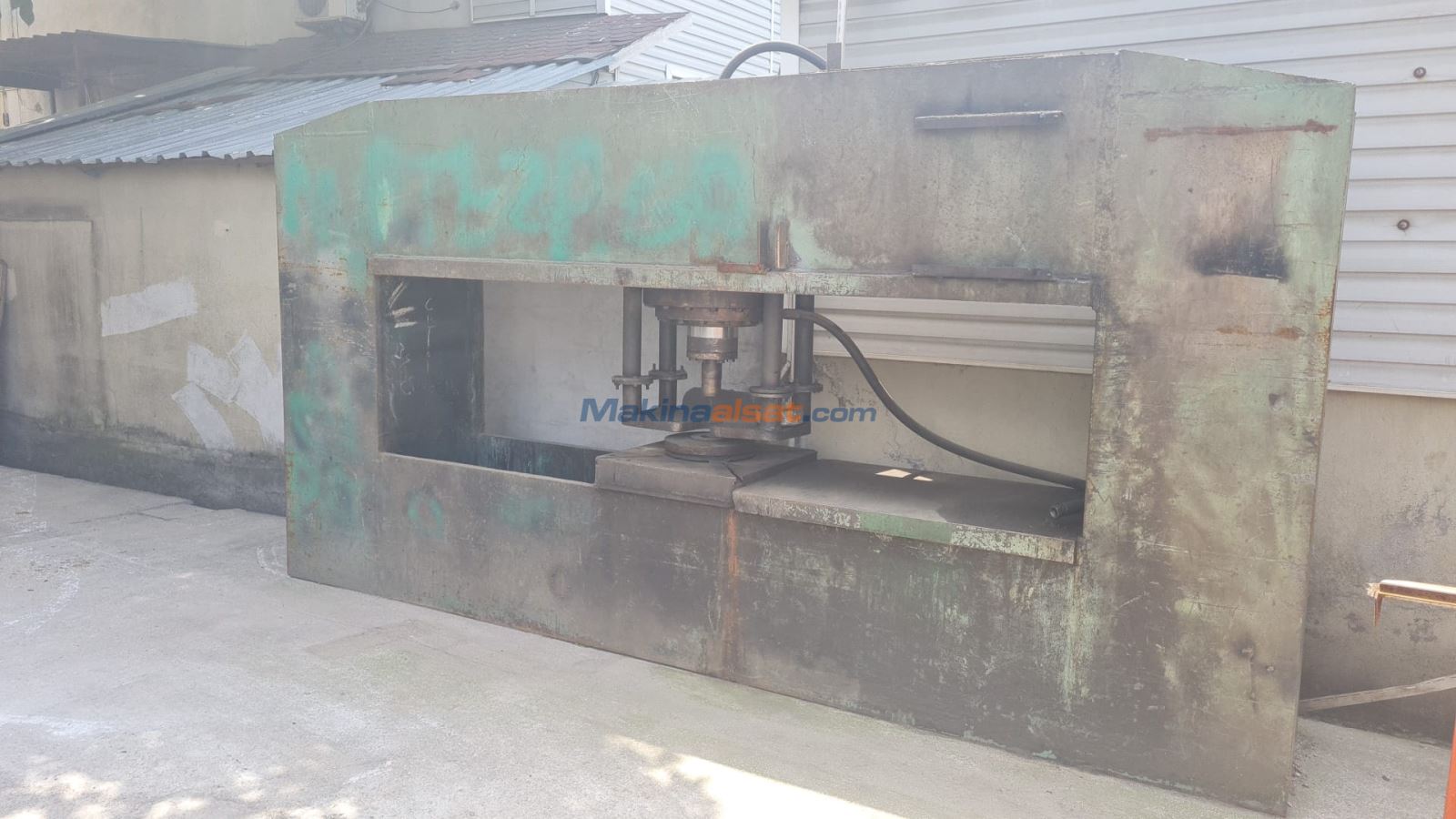 200 TON ÖZEL YAPIM HİDROLİK PRES