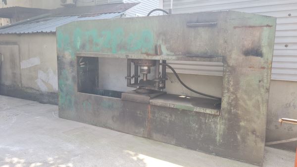 200 TON ÖZEL YAPIM HİDROLİK PRES