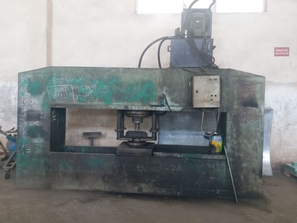 200 TON ÖZEL YAPIM HİDROLİK PRES
