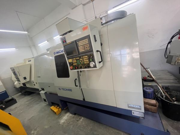 HWACHEON Marka 15 inç  KORE , FANUC KONTROL CNC TORNA