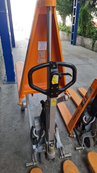 STİL MARKA 1 TON AKÜLÜ MAKASLI TRANSPALET