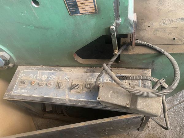 BAYKAL 2500 x 6 mm Hidrolik Giyotin Makas