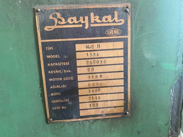 BAYKAL 2500 x 6 mm Hidrolik Giyotin Makas