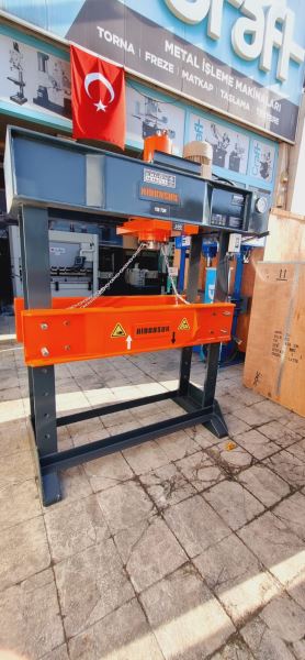 HİDROSUR 150 TON KOLLU MOTORLU GEZER KAFA HİDROLİK PRES