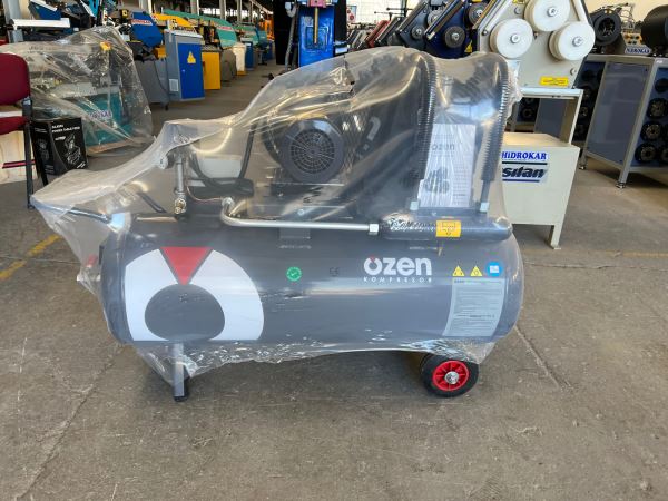 ÖZEN TK-150/2x60 PİSTONLU KOMPRESÖR