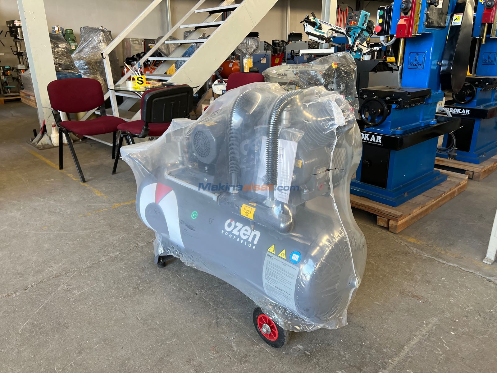 ÖZEN TK-150/2x60 PİSTONLU KOMPRESÖR