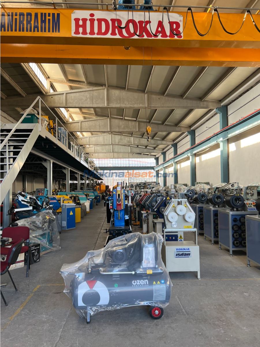 ÖZEN TK-150/2x60 PİSTONLU KOMPRESÖR