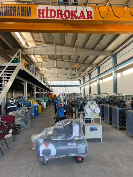 ÖZEN TK-150/2x60 PİSTONLU KOMPRESÖR