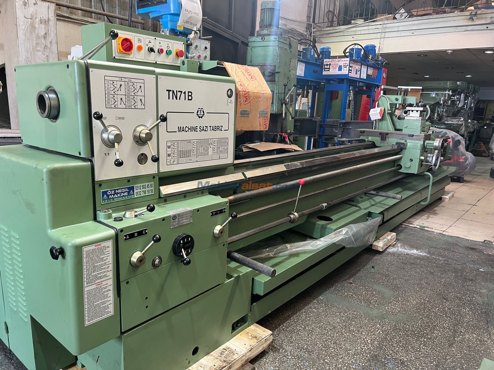 Satılık ikinci el Sıfır TN 71 - 4 Metre Torna Universal Torna makinesi