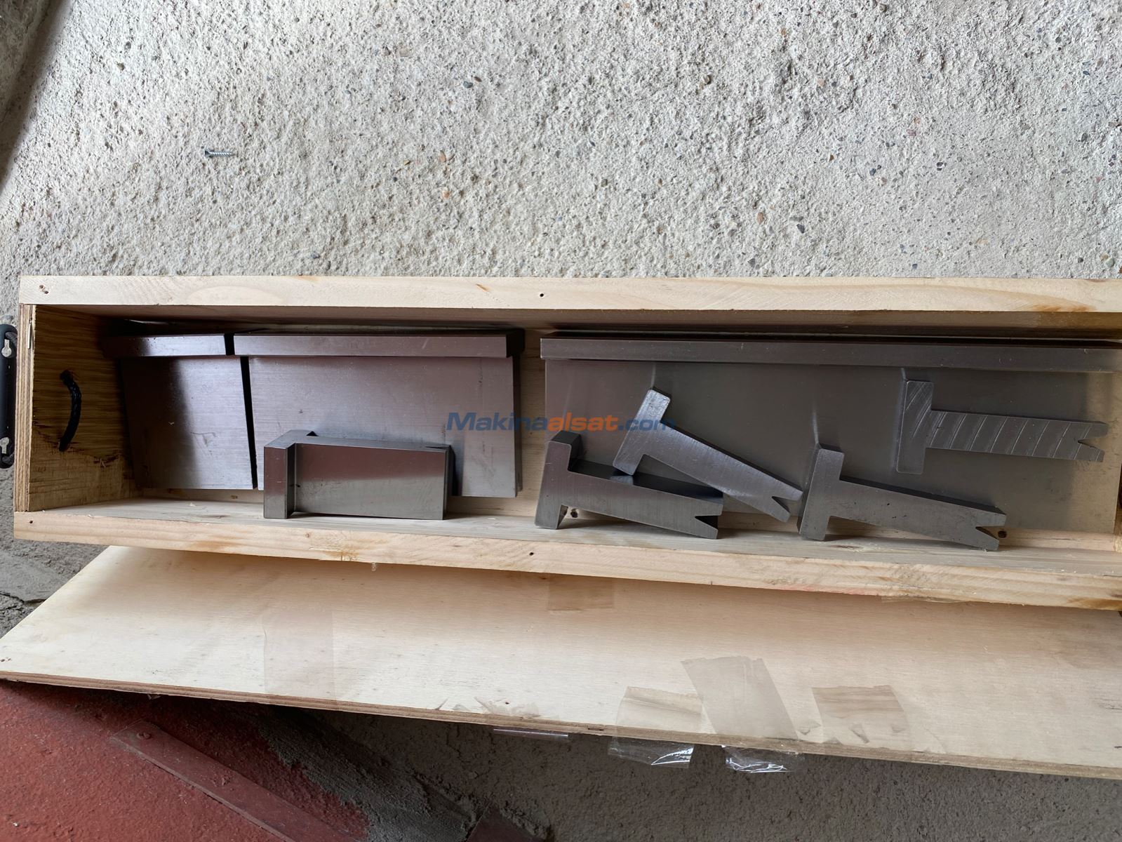 EURAM MARKA V6 V8 V10 V12 V16 V20 V25 ABKANT T ALT KALIPLARI