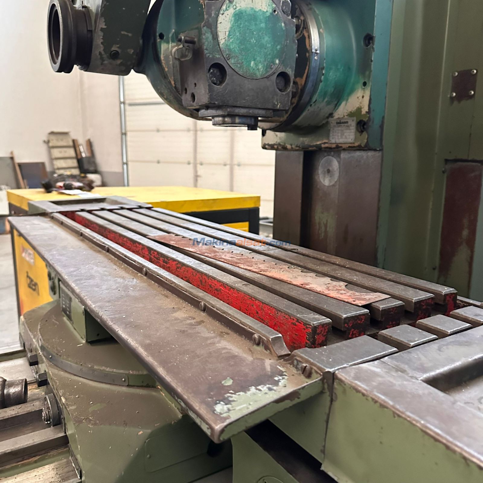 TAKSAN MARKA FU 315 X 1250 V/2 UNIVERSAL FREZE