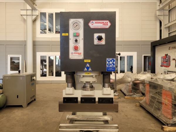 HİDROKAR 30 TON C-TİPİ ABKANT