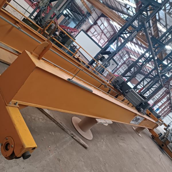 12 METRE 2013 Model KÖPRÜLÜ 5 TON TAVAN  VİNÇ