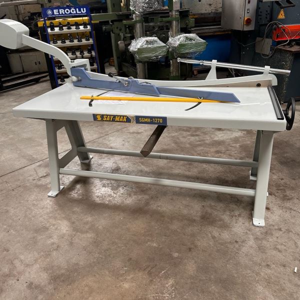 SAYMAK MARKA 127 X 1.5 MM KOLLU GİYOTİN MAKAS (SIFIR)