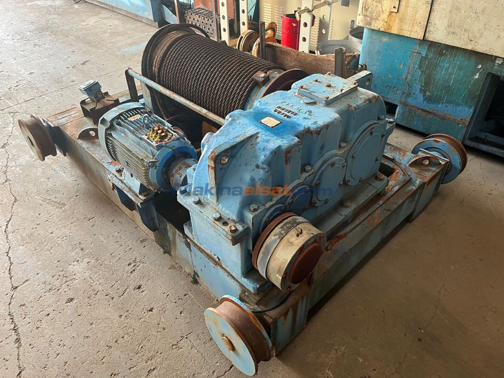 25 TONLUK VİNÇ KEDİSİ