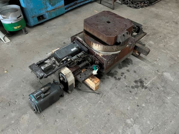500 x 500 CNC DÖNER TABLA