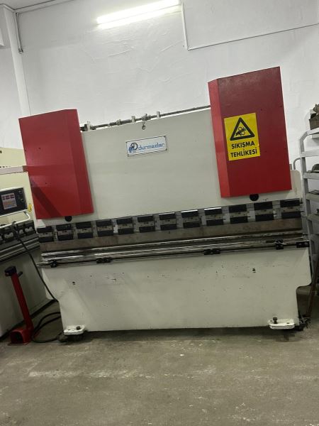 DURMAZLAR 2600X60TON ABKANT PRES