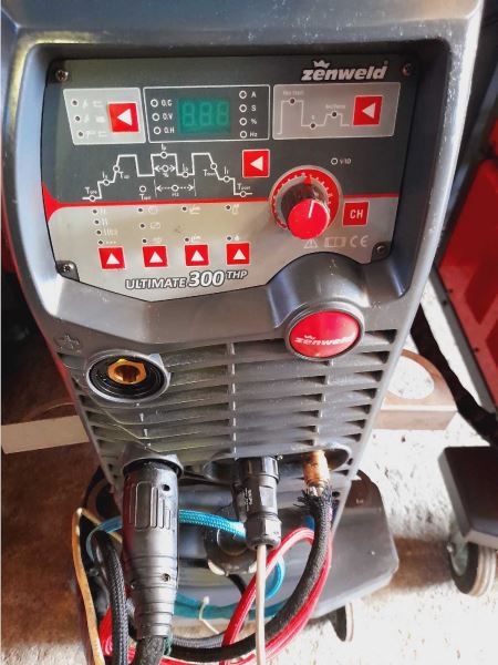 ZENWELD 300 VE 320 AMPER TİG KAYNAK MAKİNALARI
