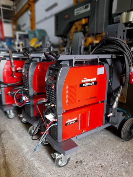 ZENWELD 300 VE 320 AMPER TİG KAYNAK MAKİNALARI