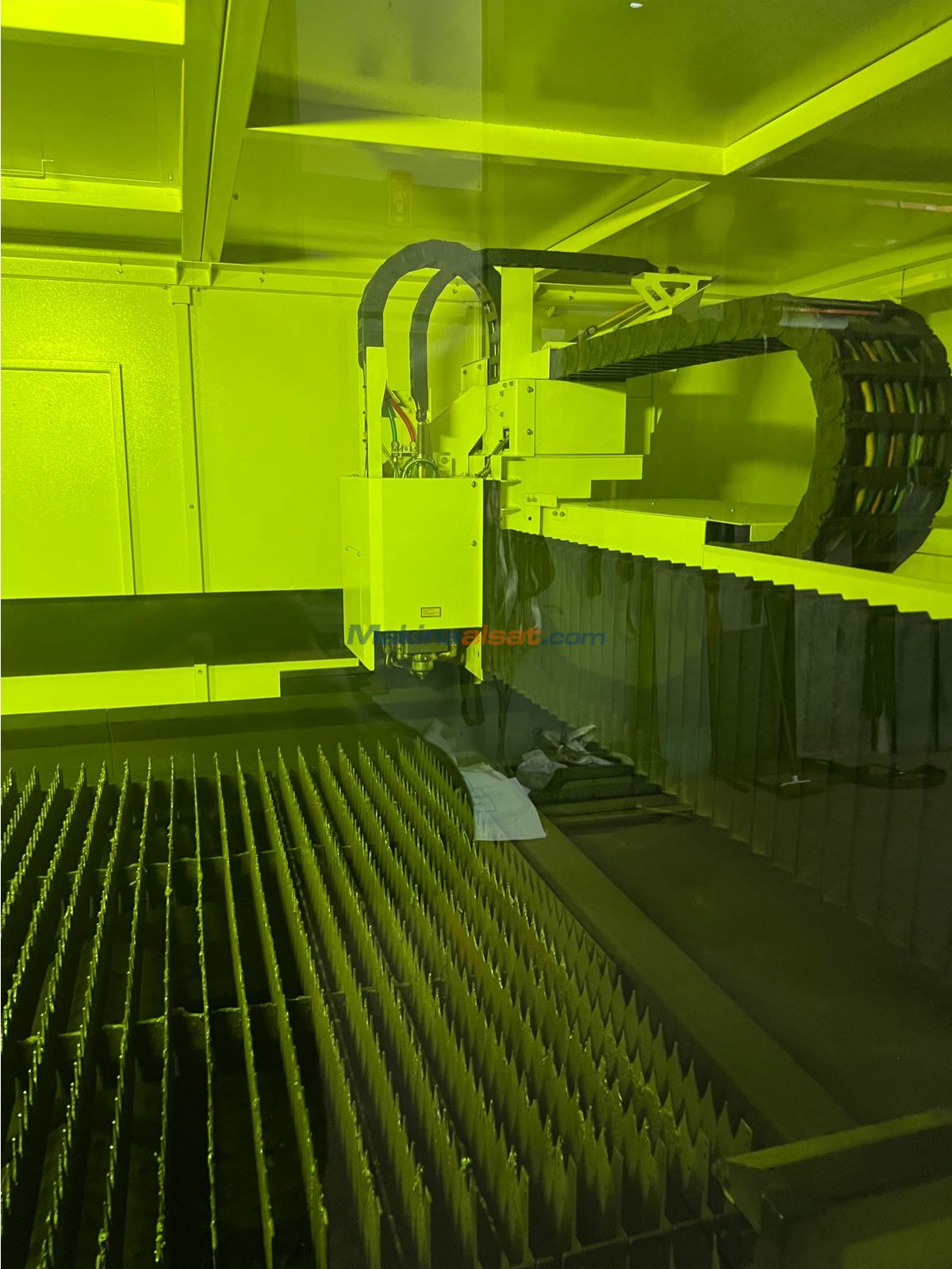 3000 x 1500 MAZAK 6 KW FİBER LAZER