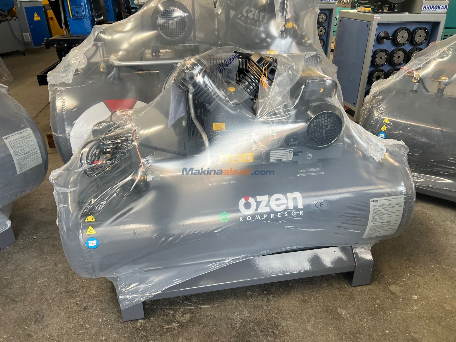 ÖZEN 220V  EV ELEKTRİKLİ 200 LİTRE PİSTONLU KOMPRESÖR
