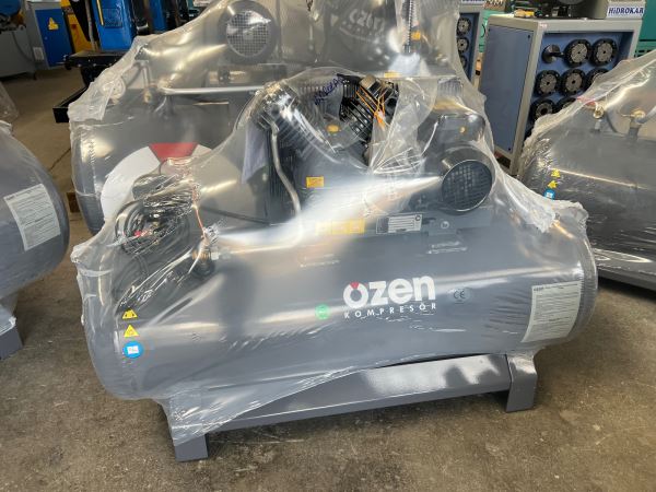 ÖZEN 220V  EV ELEKTRİKLİ 200 LİTRE PİSTONLU KOMPRESÖR