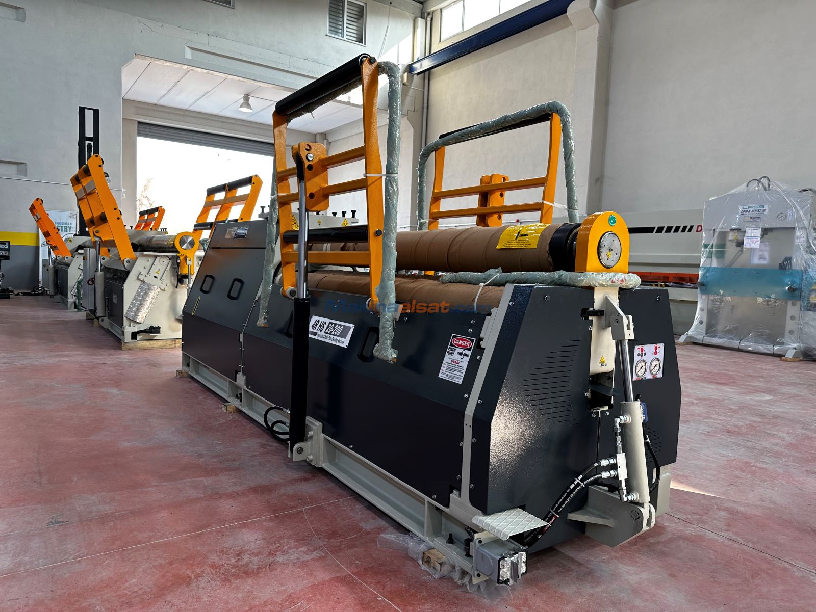 ŞAHİNLER 4R HS 20-200 HİDROLİK 4 TOPLU SİLİNDİR