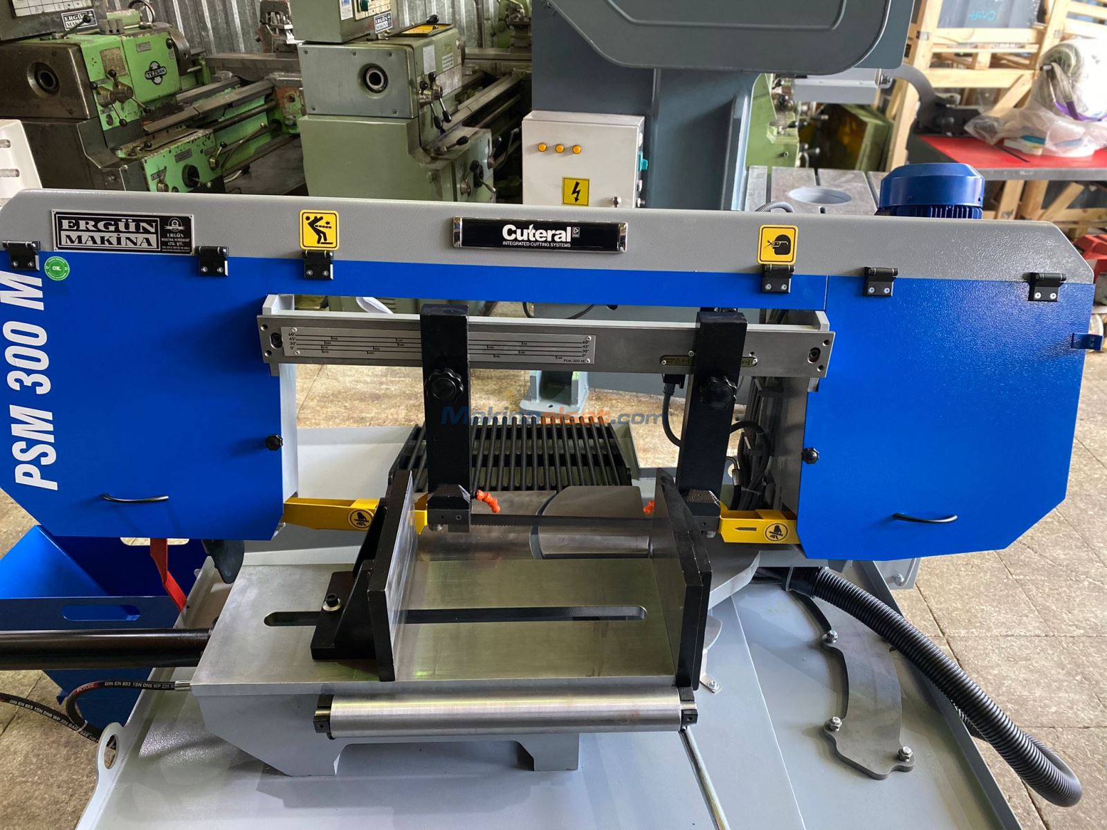CUTERAL PSM 300 M YARI OTOMATİK ŞERİT TESTERE