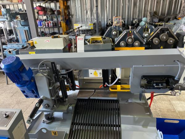 CUTERAL PSM 300 M YARI OTOMATİK ŞERİT TESTERE